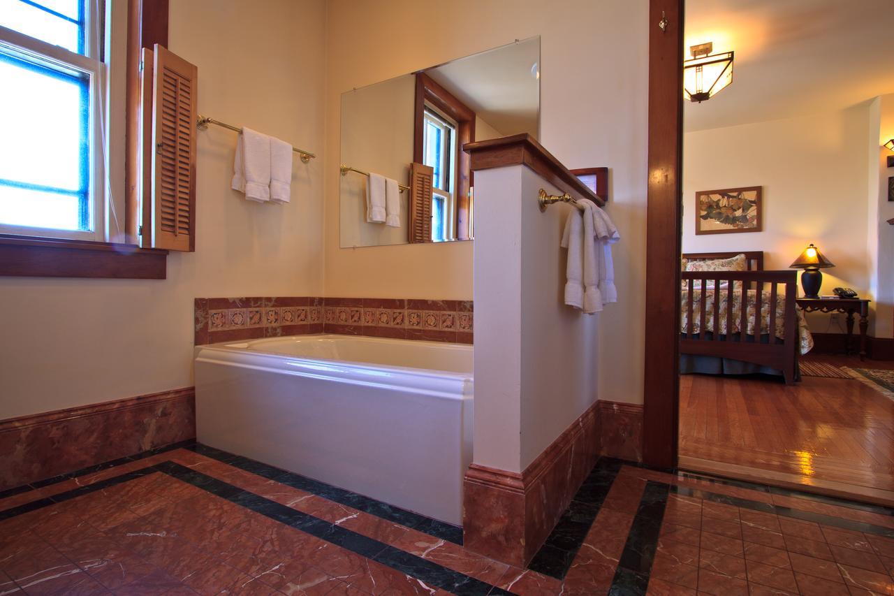 Bed and Breakfast The Gryphon House Boston Exterior foto
