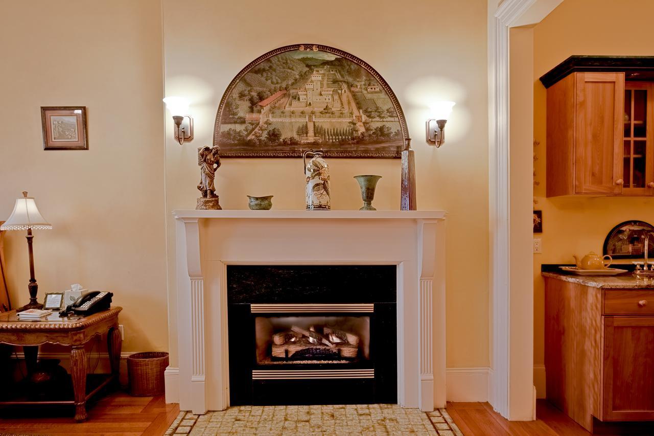 Bed and Breakfast The Gryphon House Boston Exterior foto